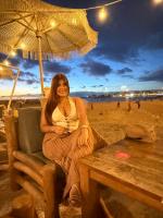 684786528: Chica busca chico en Tenerife