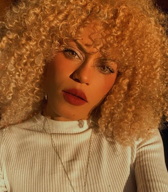 Chica busca chico en Murcia: 