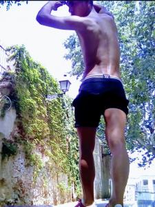 610651836: Chico busca chica en Barcelona