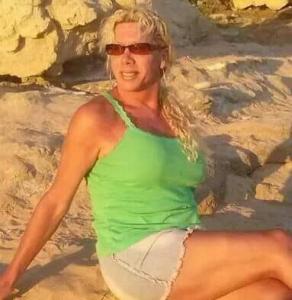 627000184: Travesti en Cádiz