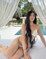 637809892: Chica busca chico en Barcelona