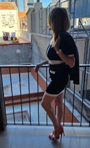 625089152: Chica busca chico en Madrid