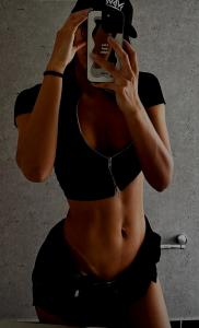 643497572: Chica busca chico en Tenerife