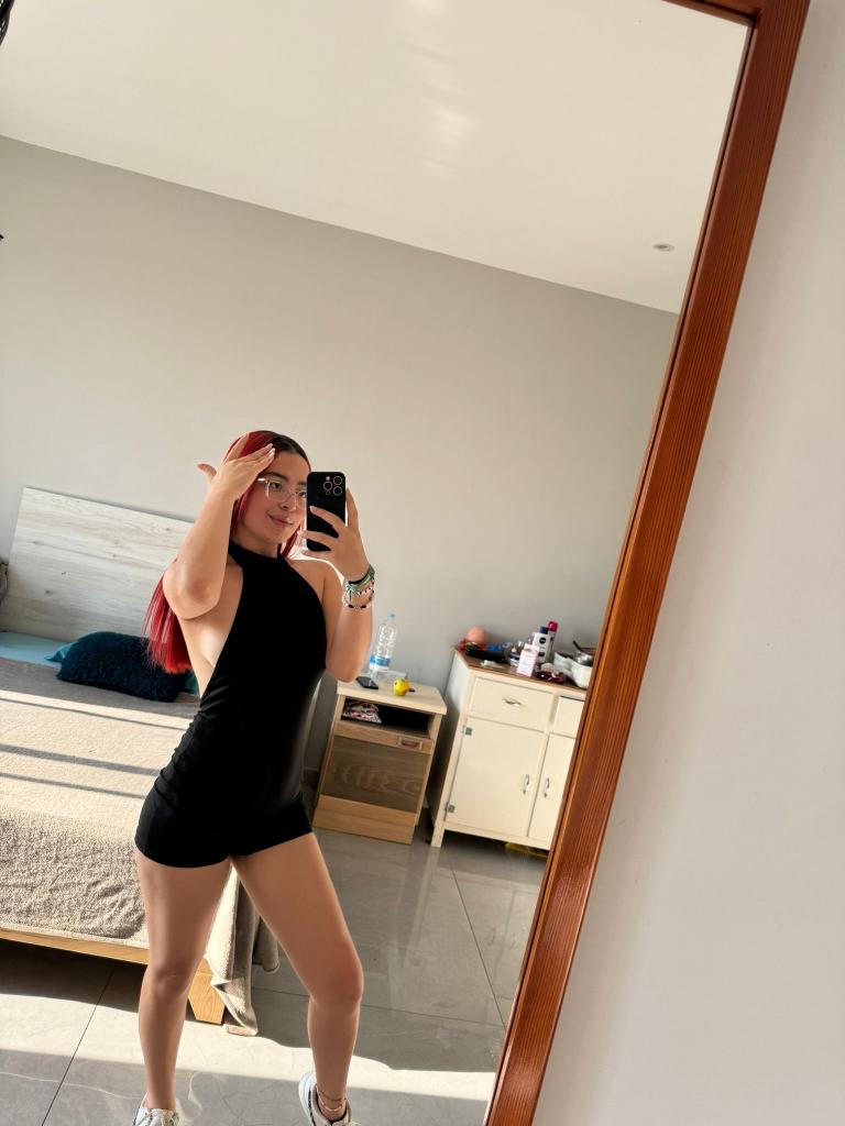 600011417: Chica busca chico en Cádiz