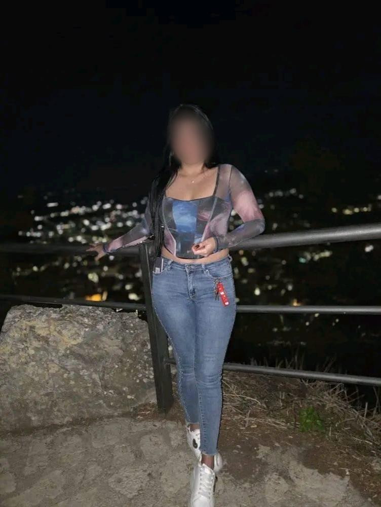 614435108: Chica busca chico en Cádiz
