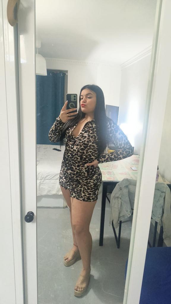 Chica busca chico en Sevilla: 