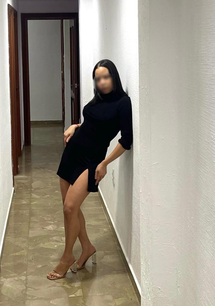 Chica busca chico en Almería: 