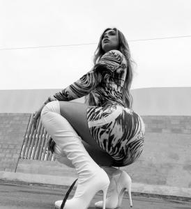 613659586: Chica busca chico en Alicante