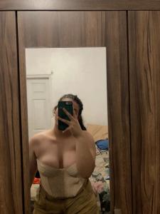 614602545: Chica busca chico en Málaga