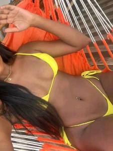 613499417: Chica busca chico en Tenerife