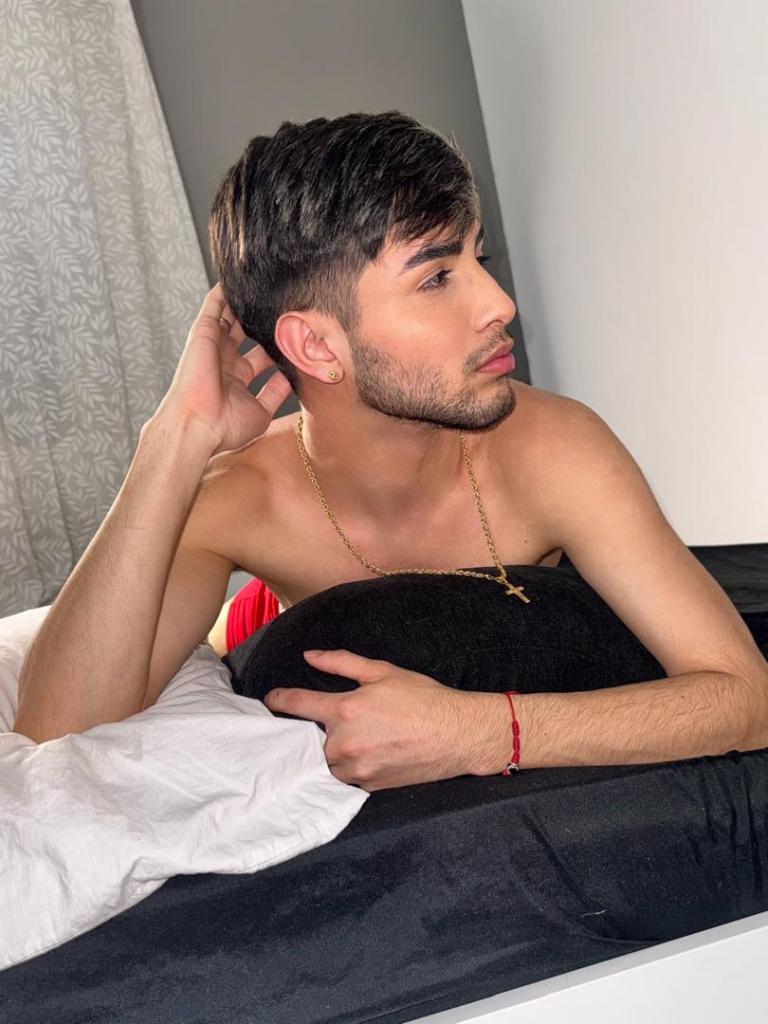 Chico busca chica en Ibiza: 