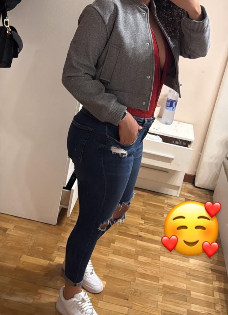 Chica busca chico en Castellón: 