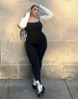 667587198: Chica busca chico en Barcelona