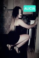 682571436: Chica busca chico en Madrid