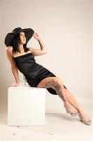 643956194: Chica busca chico en Madrid