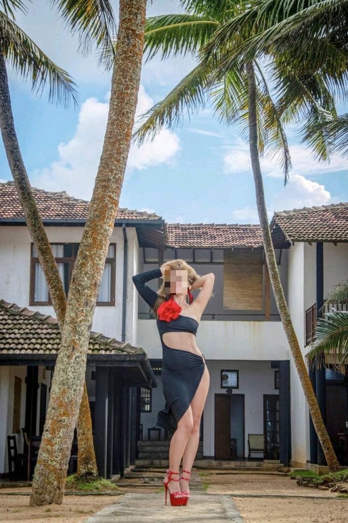 Chica busca chico en Sevilla: 