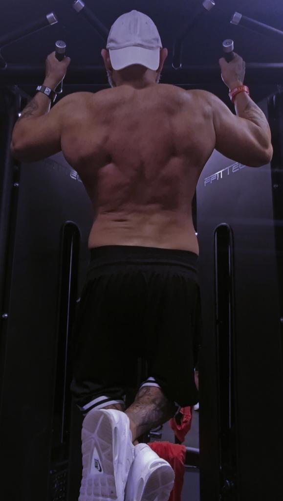 Chica busca chico en Alicante: 