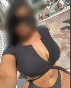 Chica busca chico en Cádiz: 