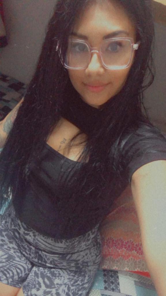 Chica busca chico en Alicante: 