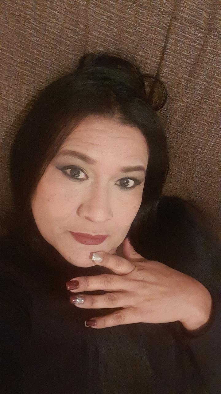 Chica busca chico en Tenerife: 