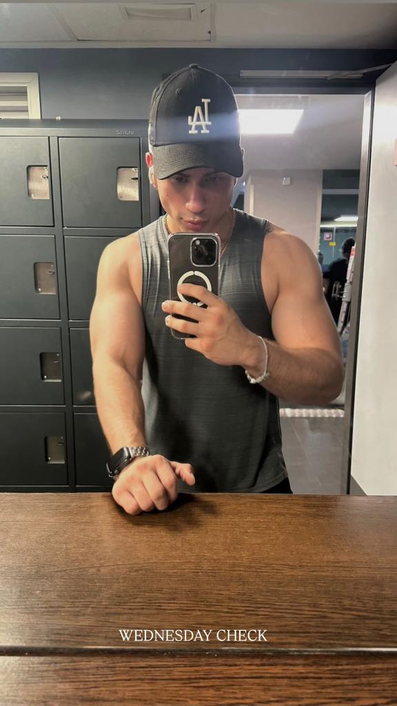 Chico busca chica en Mallorca: 