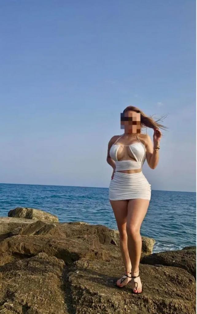 Chica busca chico en Huelva: 