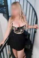 695835696: Chica busca chico en Sevilla