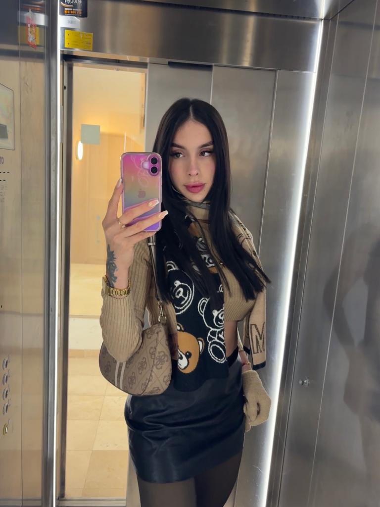 647603296: Travesti en Sevilla