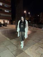 613925604: Chica busca chico en Málaga