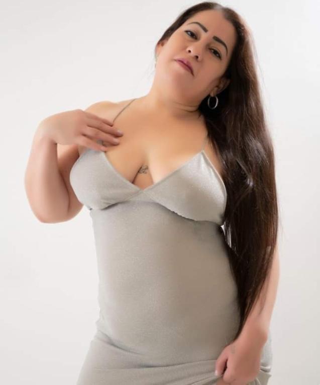 667824773: Chica busca chico en Málaga