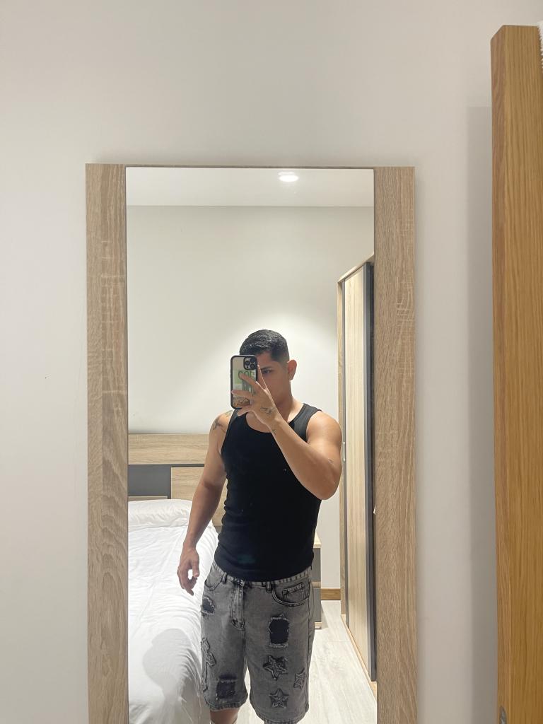 Chico busca chica en Murcia: 