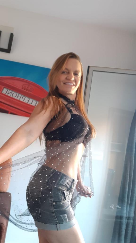 Chica busca chico en Barcelona: 