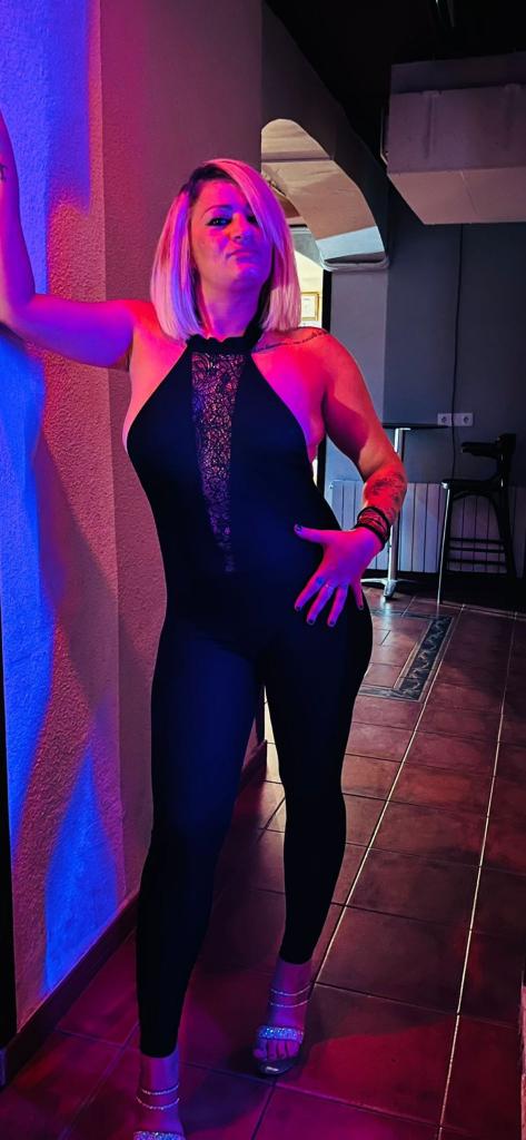 Chica busca chico en Jaén: 