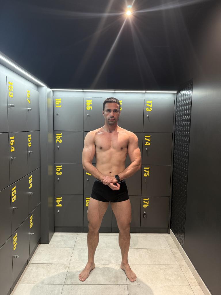 Chico busca chica en Alicante: 