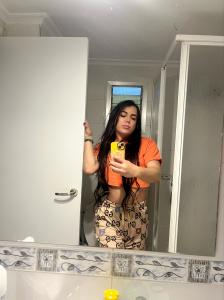 Chica busca chico en Sevilla: 