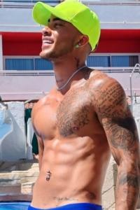 Chico busca chica en Barcelona: 