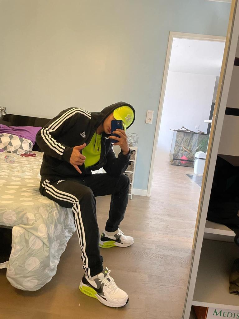 Chico busca chica en Murcia: 