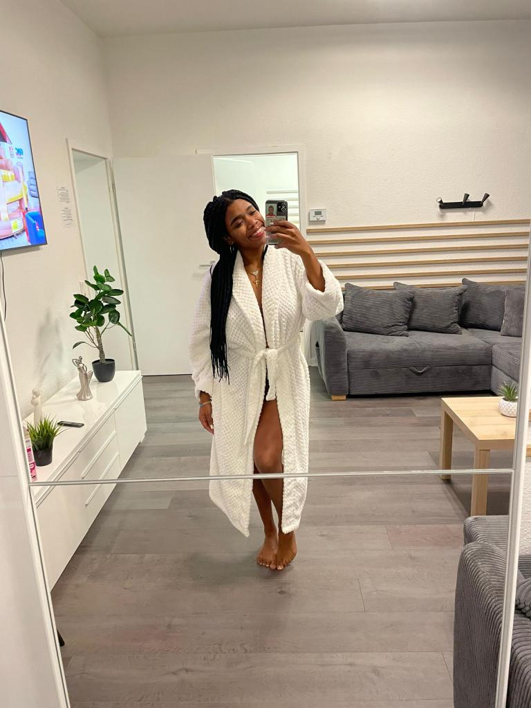 Chica busca chico en Tenerife: 