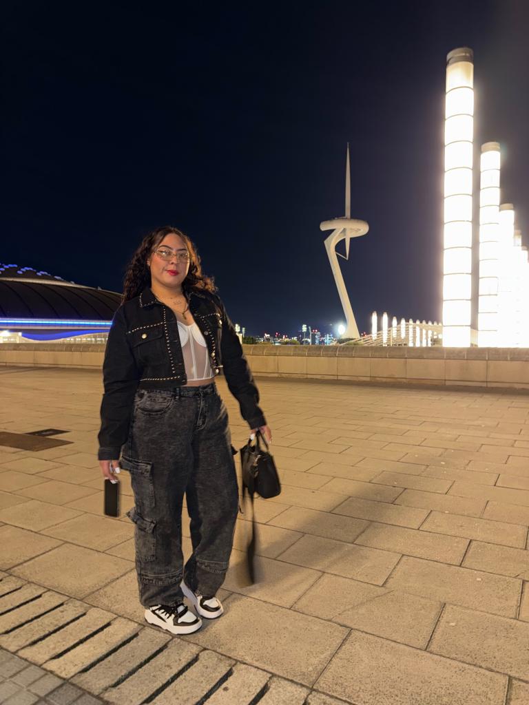 Chica busca chico en Barcelona: 