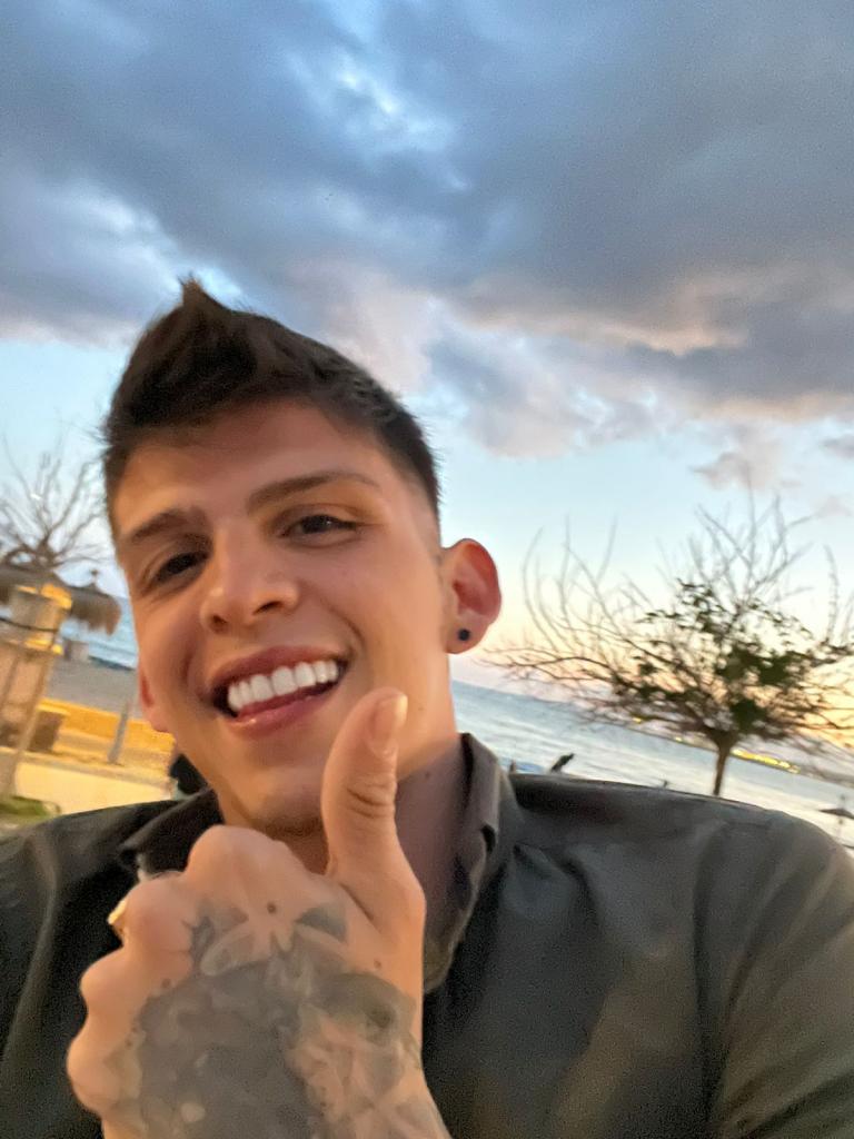 Chico busca chica en Mallorca: 