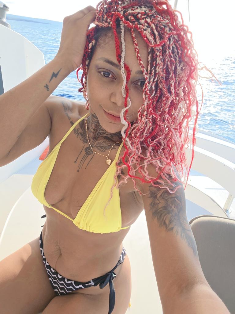 Chica busca chico en Ibiza: 