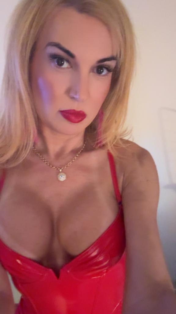 615807383: Travesti en Álava