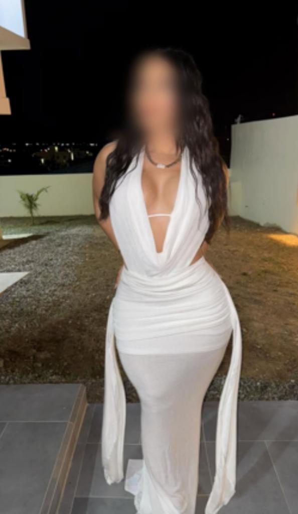 Chica busca chico en Almería: 
