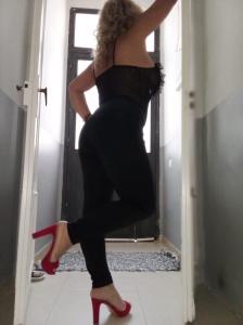 644600567: Chica busca chico en Barcelona