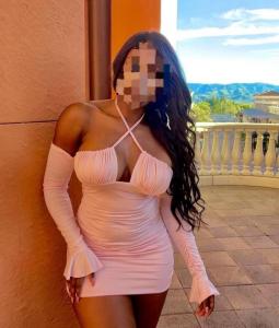 627055982: Chica busca chico en Huelva