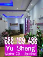 688159488: Chica busca chico en Barcelona