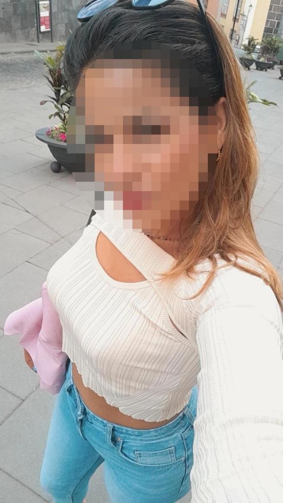 Chica busca chico en Tenerife: 