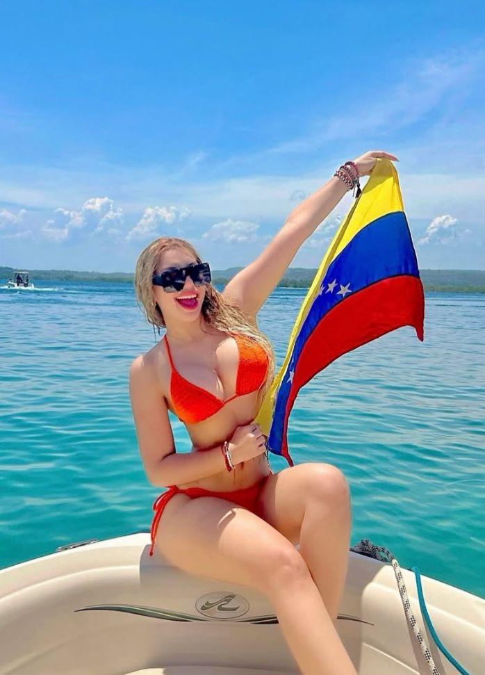 Chica busca chico en Ibiza: 