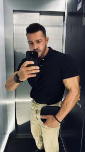 655537172: Chico busca chica en Granada