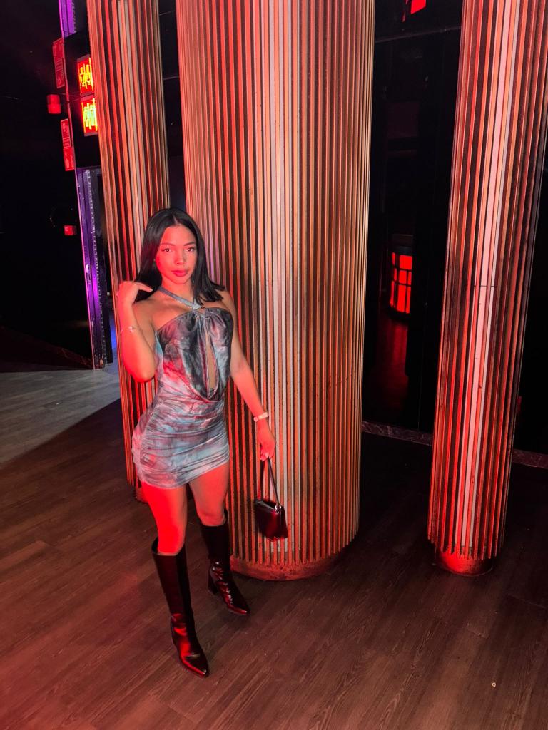 Chica busca chico en Madrid: 